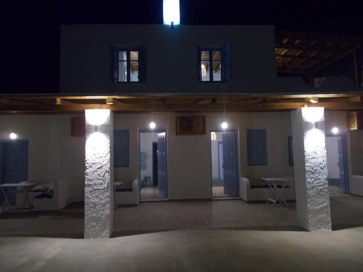 Παραθιν Αλοσ 2 Apartment Skyros Bagian luar foto