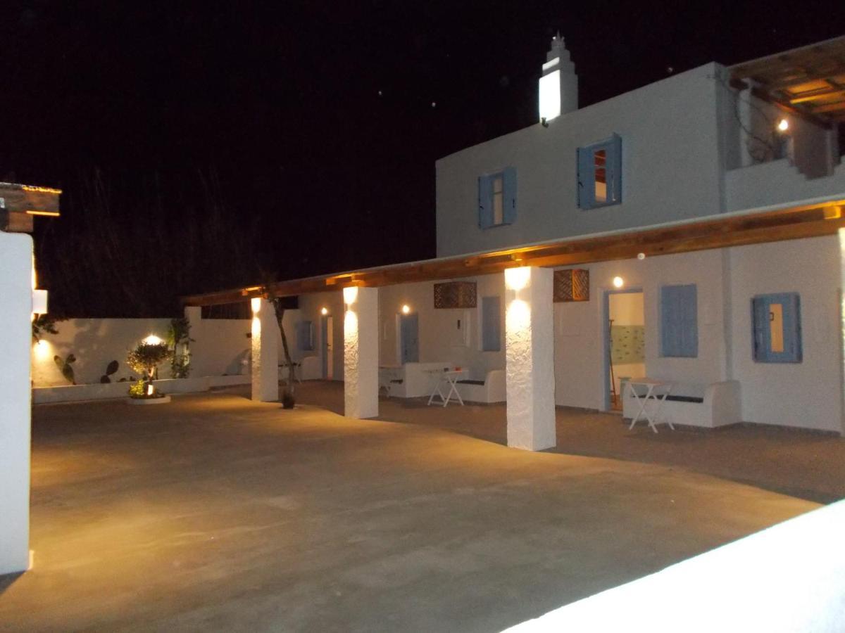 Παραθιν Αλοσ 2 Apartment Skyros Bagian luar foto