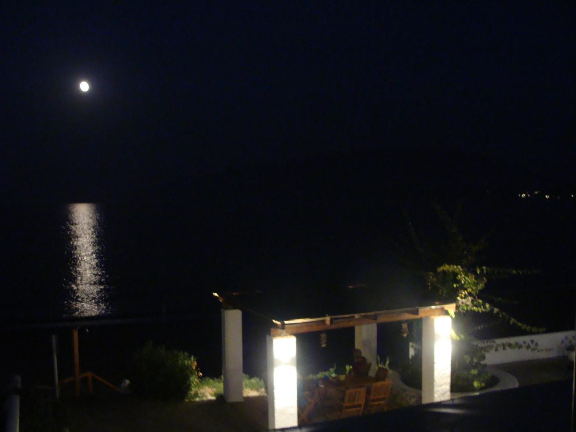 Παραθιν Αλοσ 2 Apartment Skyros Bagian luar foto