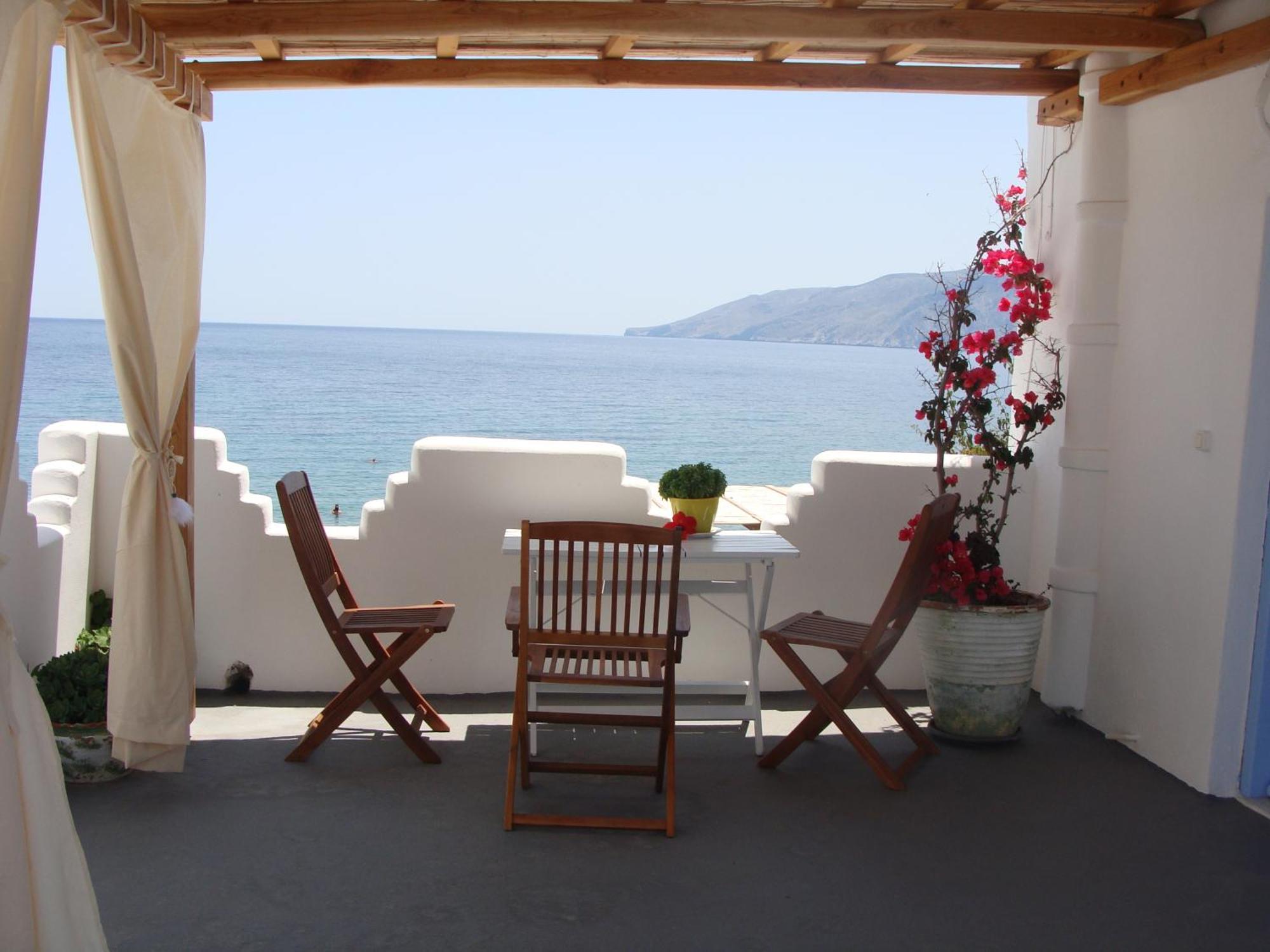 Παραθιν Αλοσ 2 Apartment Skyros Bagian luar foto