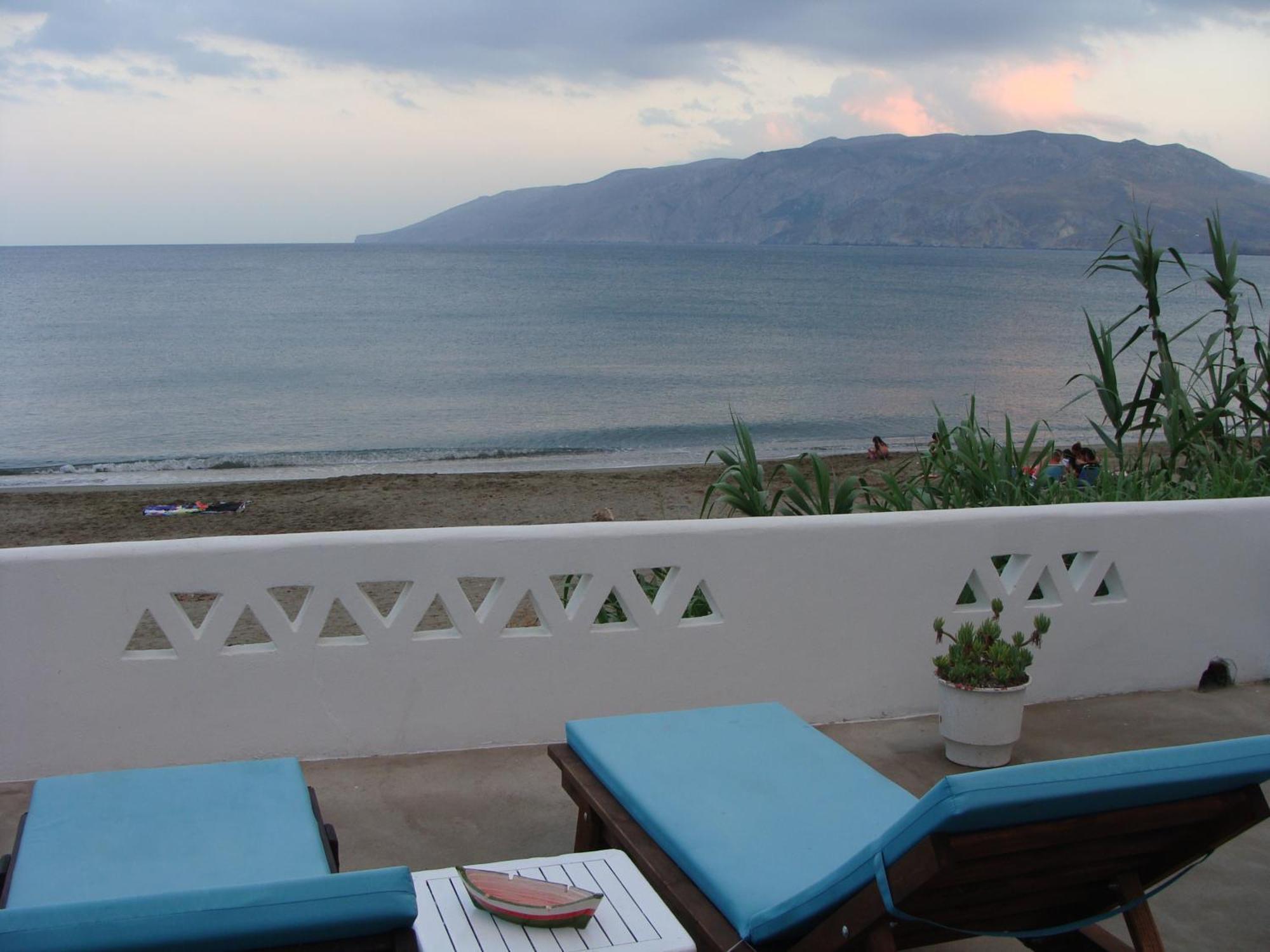 Παραθιν Αλοσ 2 Apartment Skyros Bagian luar foto