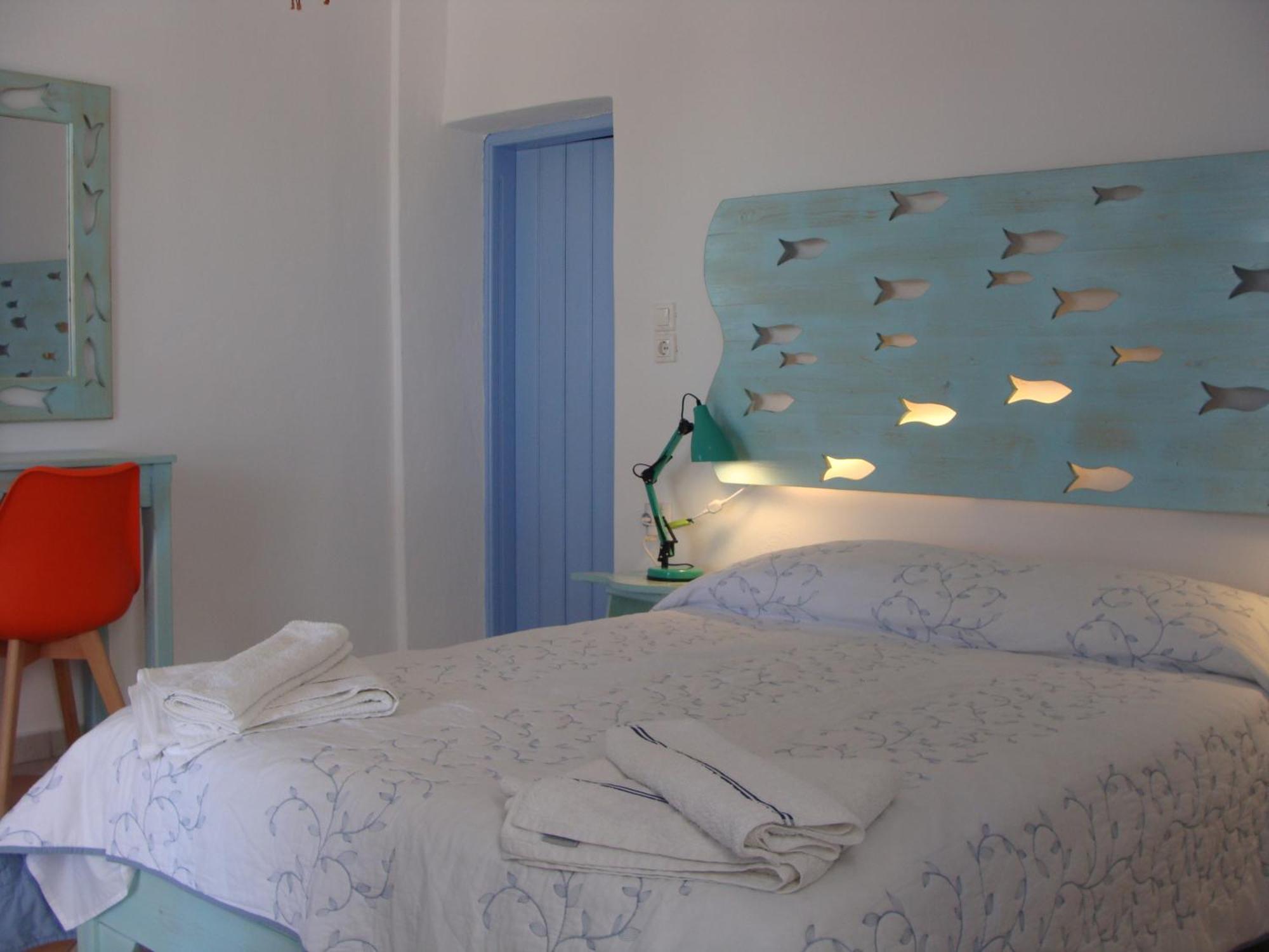 Παραθιν Αλοσ 2 Apartment Skyros Bagian luar foto